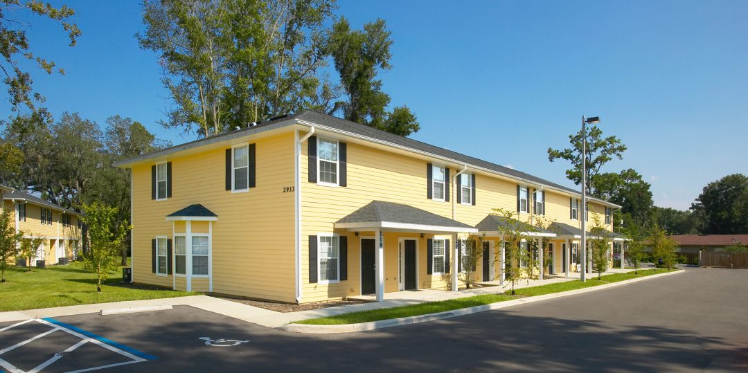 Chase Hollow Condominiums Donahue